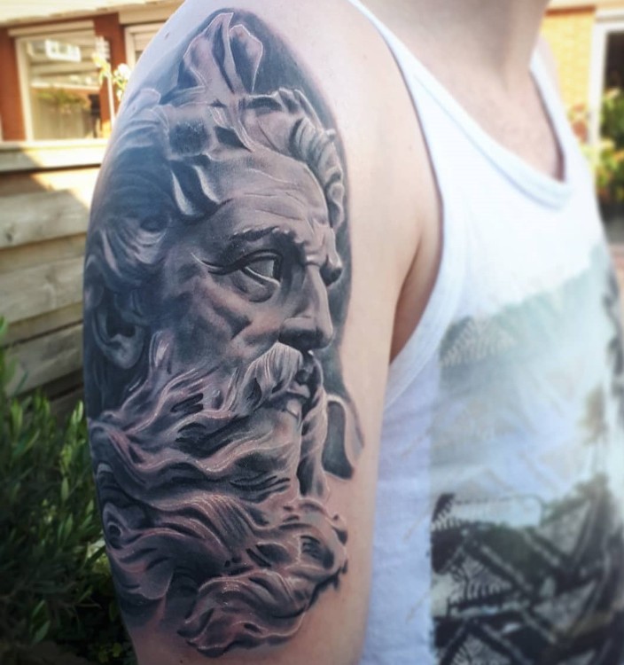 Shannon Romijn • Realistic Tattoos from a Self-Taught Dutch Artist 26 February 2019