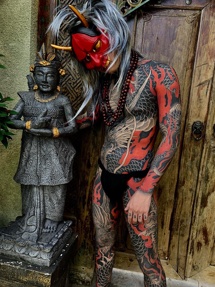 Vũ Ngọc Tân Ga Rung Tattoo Vietnam