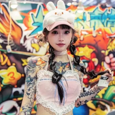 Meow Meow at Convention