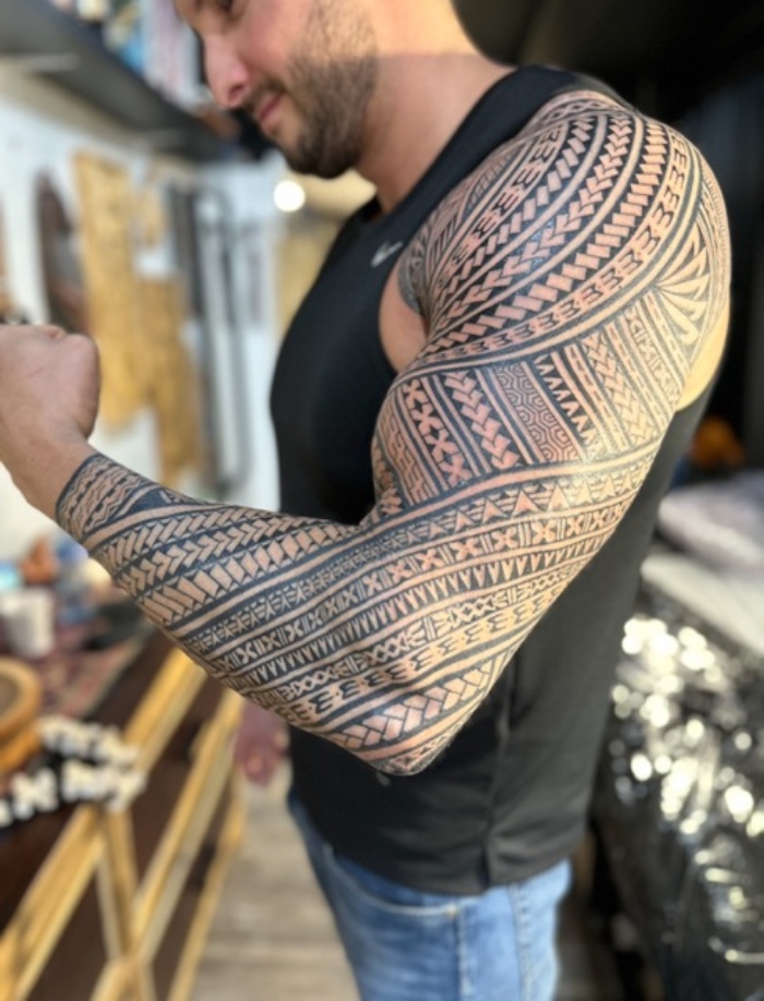 Rob Medina Interview hand tattoo