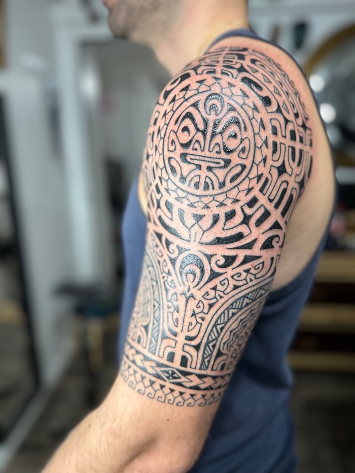 Rob Medina Interview hands tattoo