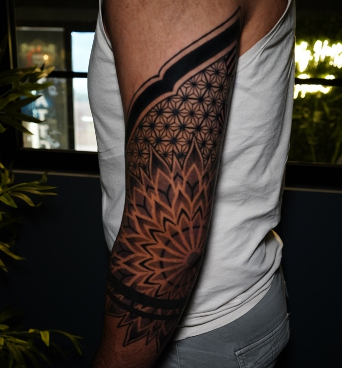 Victoria Vig • Crafting Refined Geometric Precision and Semi Realism 17 July 2025