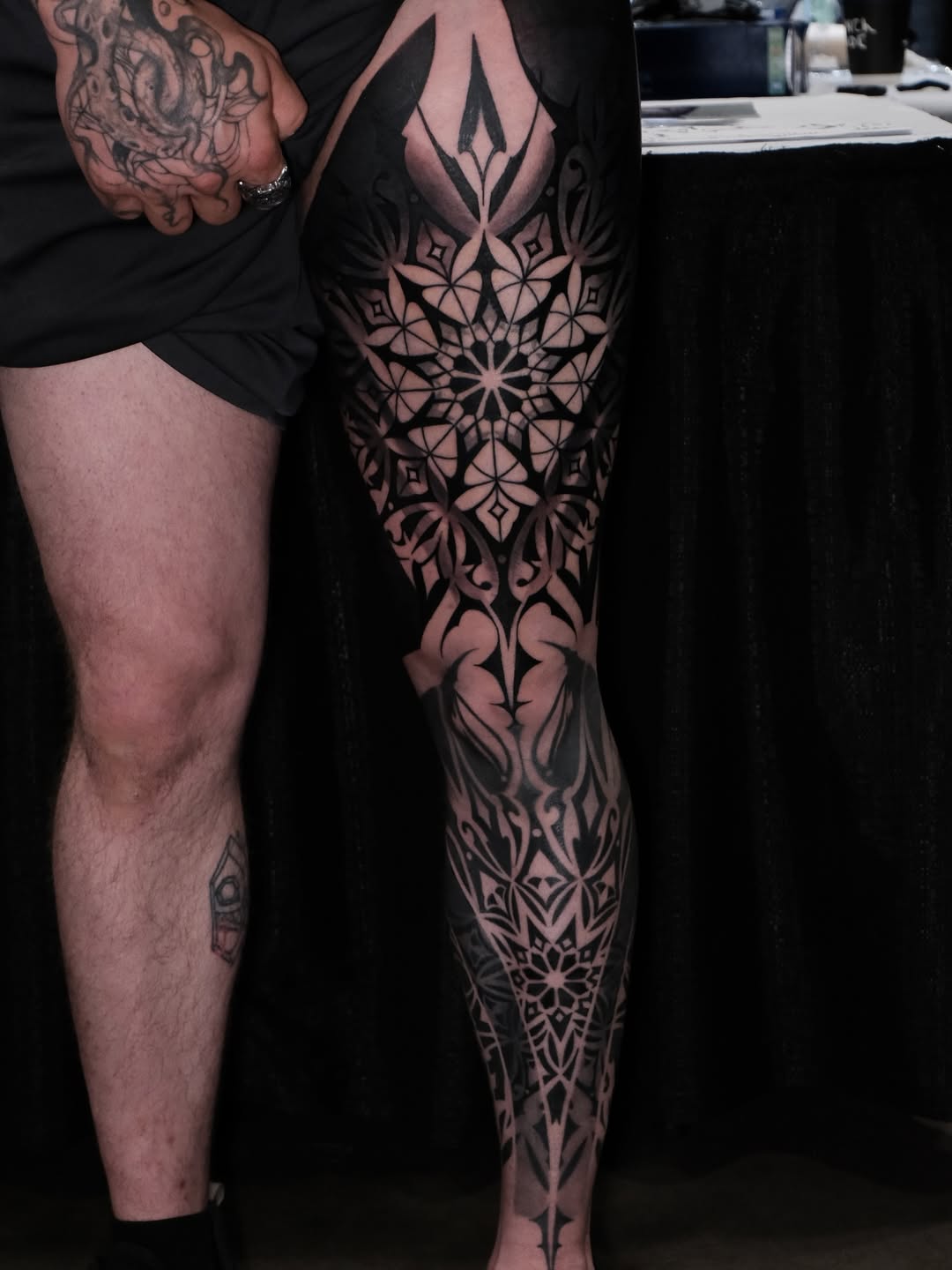 Lisa Kao • Mastering Blackwork and the Art of Personal Expression 15 June 2025