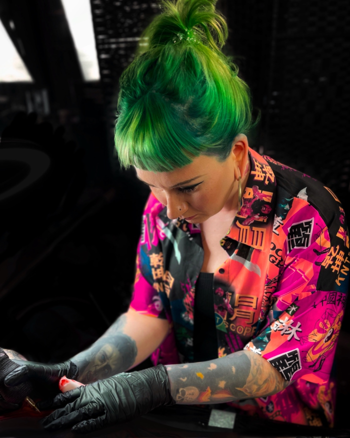 Aggie Vnek • Painting Living Narratives Beneath the Skin 15 July 2025