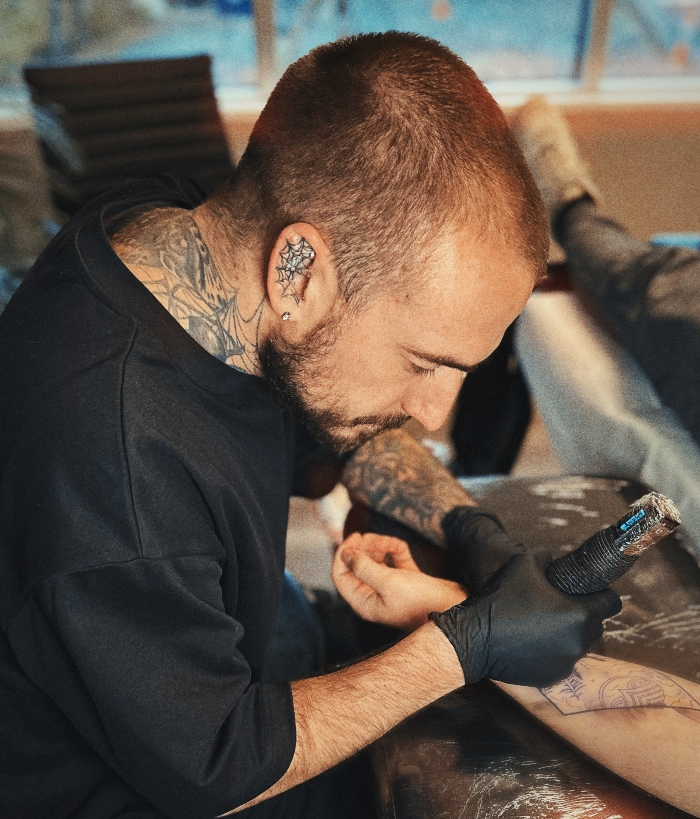 Cole Hooper • Elevating Black & Grey Realism in Canada 29 July 2025