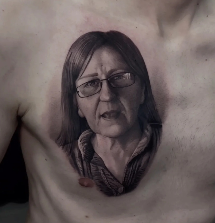 Ivan Ekser • Black & Grey Realism Meets Sci-Fi 21 August 2025