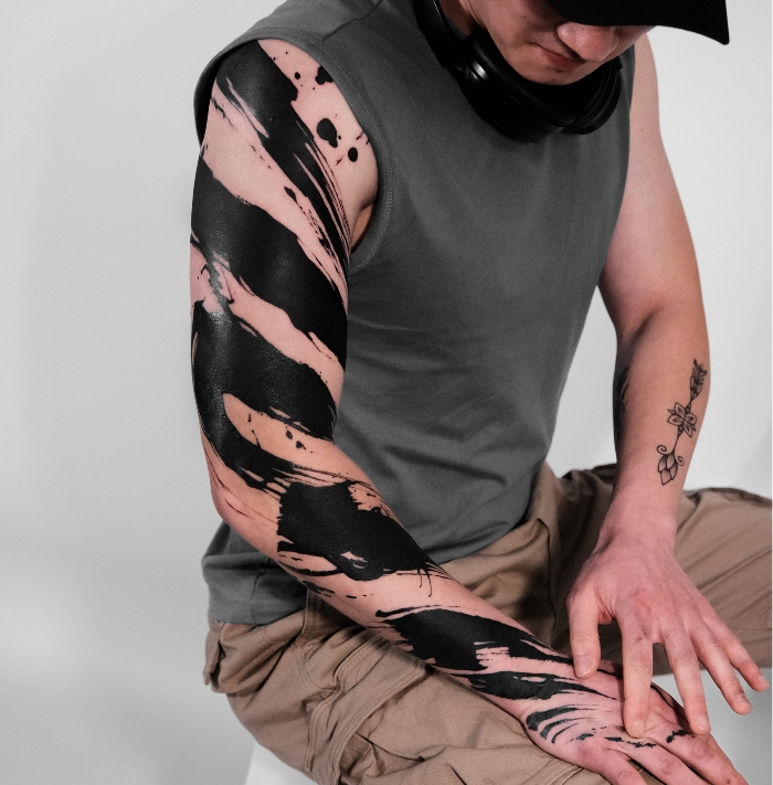 Jeong Ryunchae • Brushstrokes of Monochrome Abstraction 23 September 2025