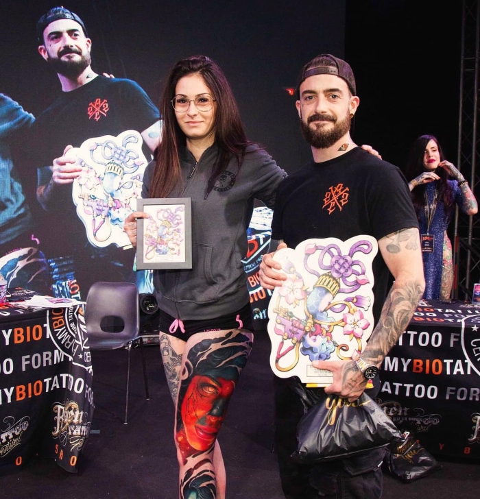 Louis Vicedo Dones • Bold Realism Through Strong Contrasts and Vivid Colors 8 October 2025