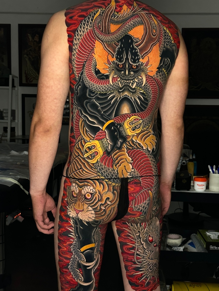 HoriaKa (彫赤) • Transforming Japanese Motifs in Korea 12 October 2025