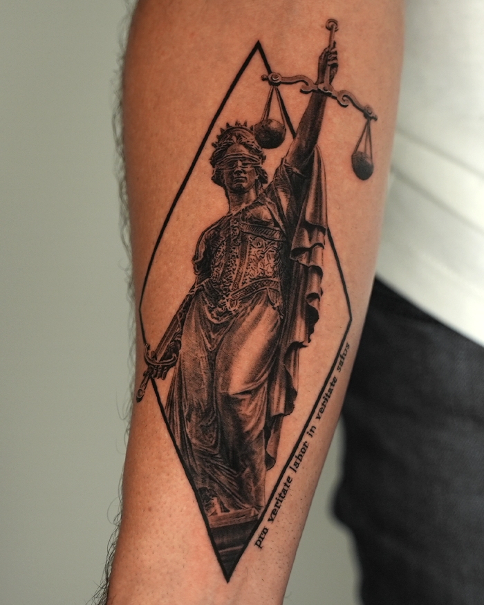 Jees Grey • A Rare Look Inside the World of Black & Grey Realism 18 November 2025