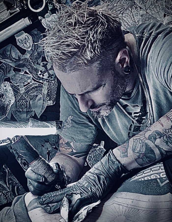 Gabry Scriba • From Childhood Fascination to “Scribalismo” - Nearly 20 Years of Tattoo Evolution Gabry Scriba • From Childhood Fascination to “Scribalismo” - Nearly 20 Years of Tattoo Evolution 8 December 2025