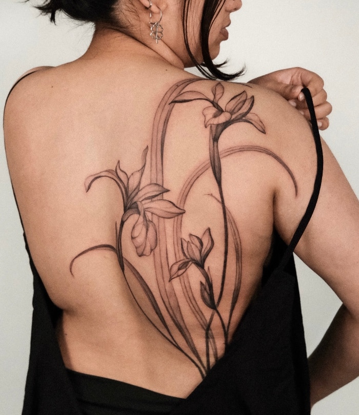 Joohyun Jo - Yojo • Working with Restraint in Fine-Line Tattooing and Natural Form 28 December 2025
