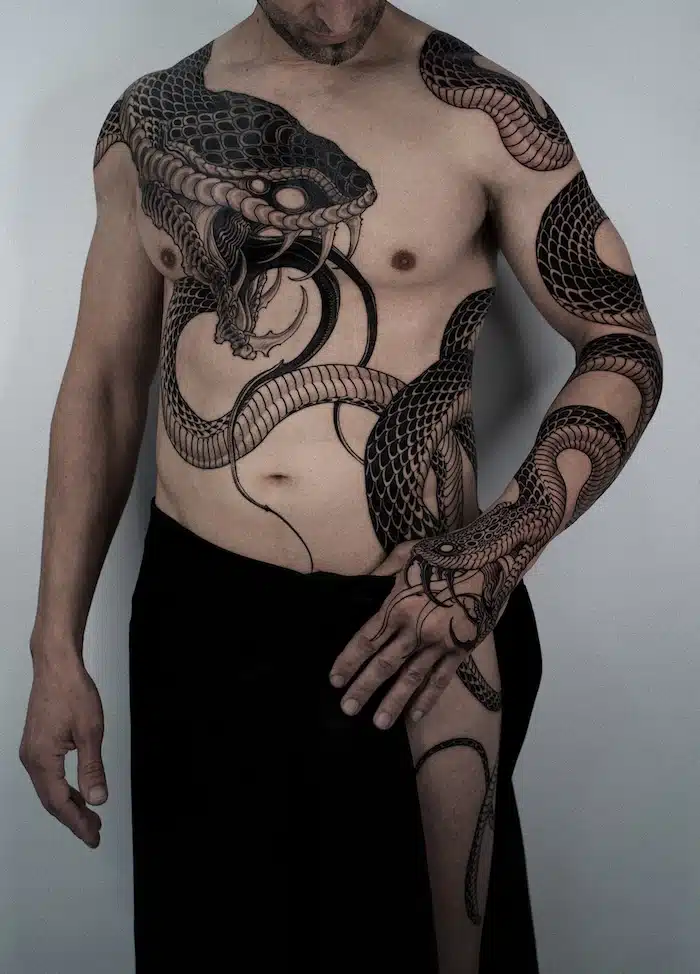 Hoon Kim • The Quiet Ascent of a Blackwork Champion Hoon Kim • The Quiet Ascent of a Blackwork Champion 24 March 2026