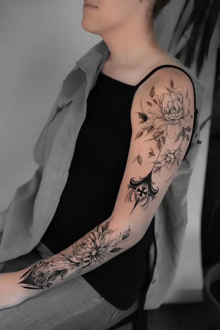 Anastasiia Protsenko • Fine Line Botanical Tattooing in Harmony with the Body Anastasiia Protsenko • Fine Line Botanical Tattooing in Harmony with the Body 28 April 2026