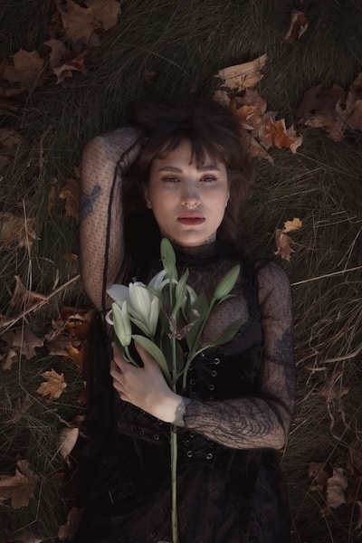 Lena Zhdanova • Intentional Storytelling Through Fine Line Tattooing 26 March 2026