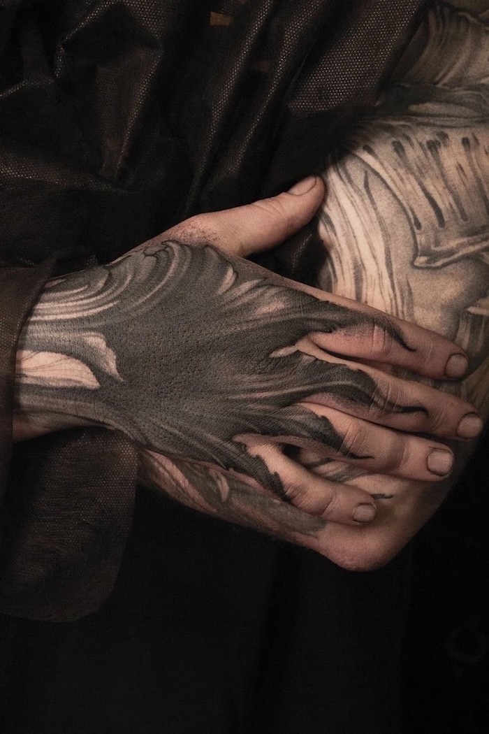 Polina Gajewsky • From Self-Taught Artist to Pioneer of Whip Shading 4 April 2026