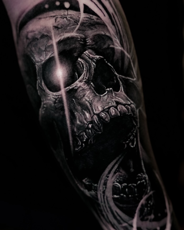 Suwan • Creating Bold Black & Grey Through Joy and Discipline 6 April 2026